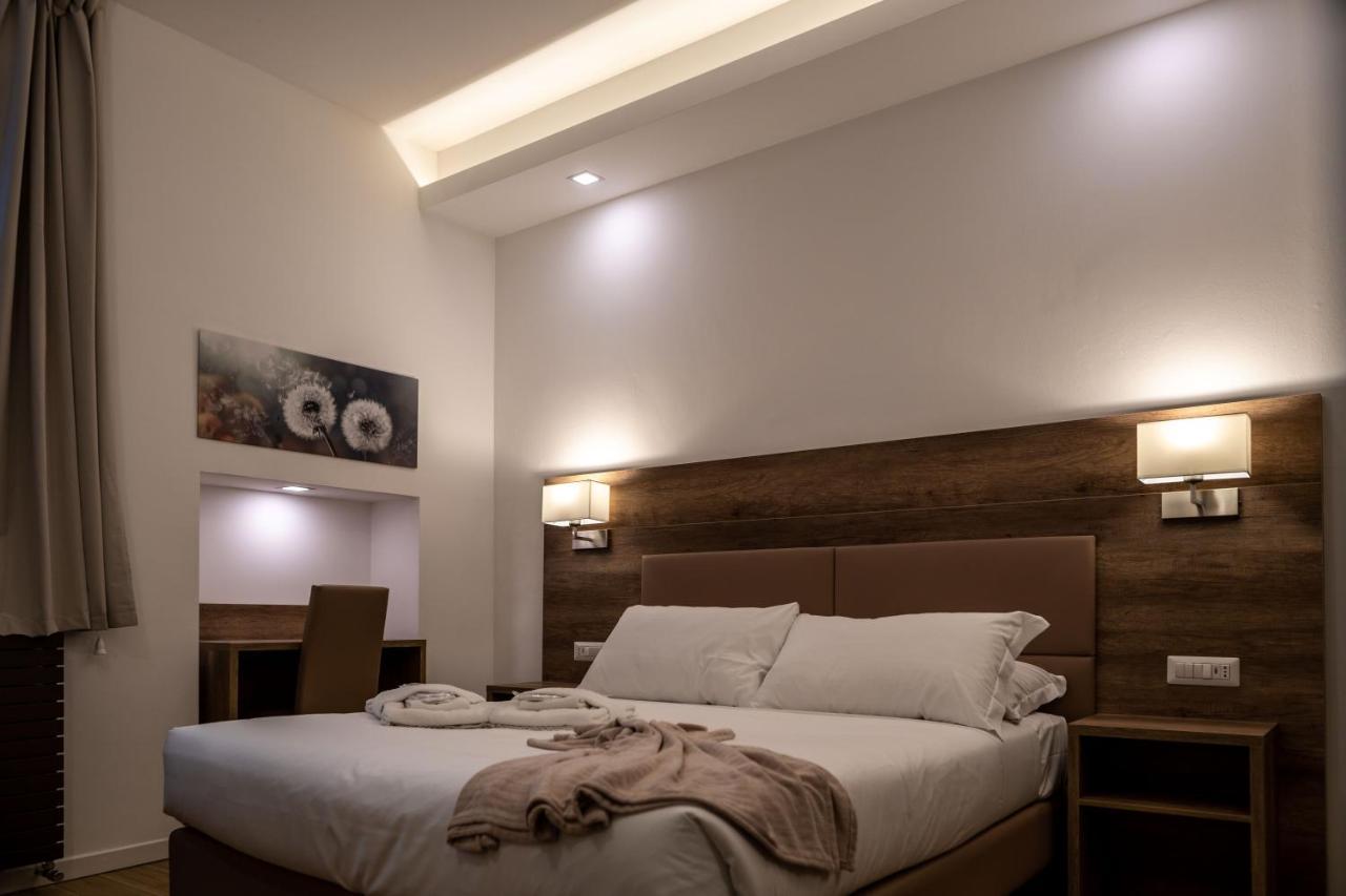 L Arche Comfort & Relax Brown Home Di Via Varesina Milánó Kültér fotó